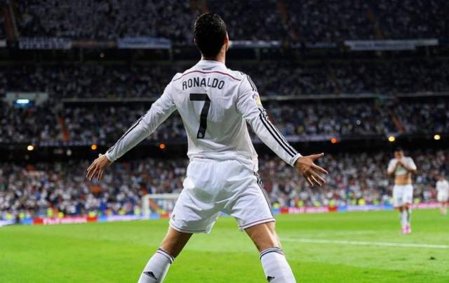 关于C罗关键节点突破纪录，加拿大队带队取胜！的信息