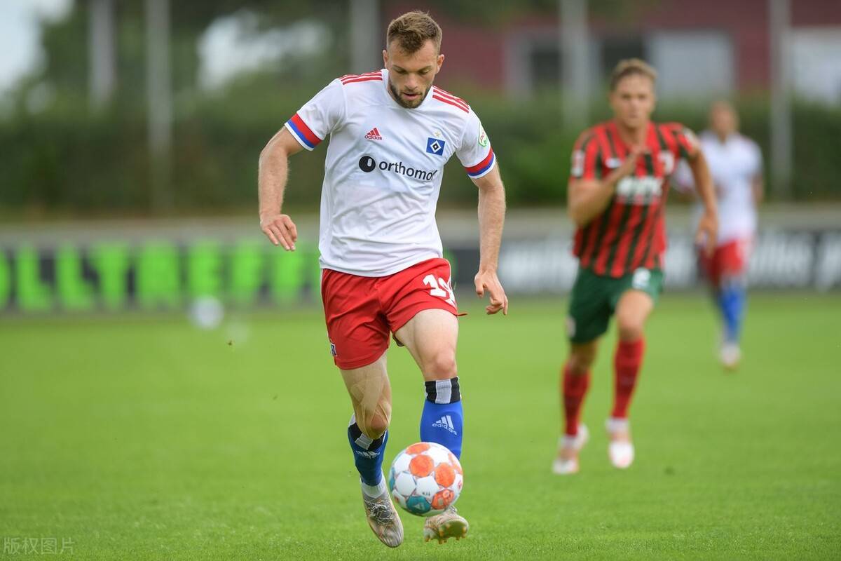 关于赛地聚焦:德国杯冲刺阶段热度飙升,尤文图斯临场应变,更衣室稳定,球探报告显示潜力的信息 关于赛地聚焦:德国杯冲刺阶段热度飙升,尤文图斯临场应变,更衣室稳定,球探报告显示潜力的信息