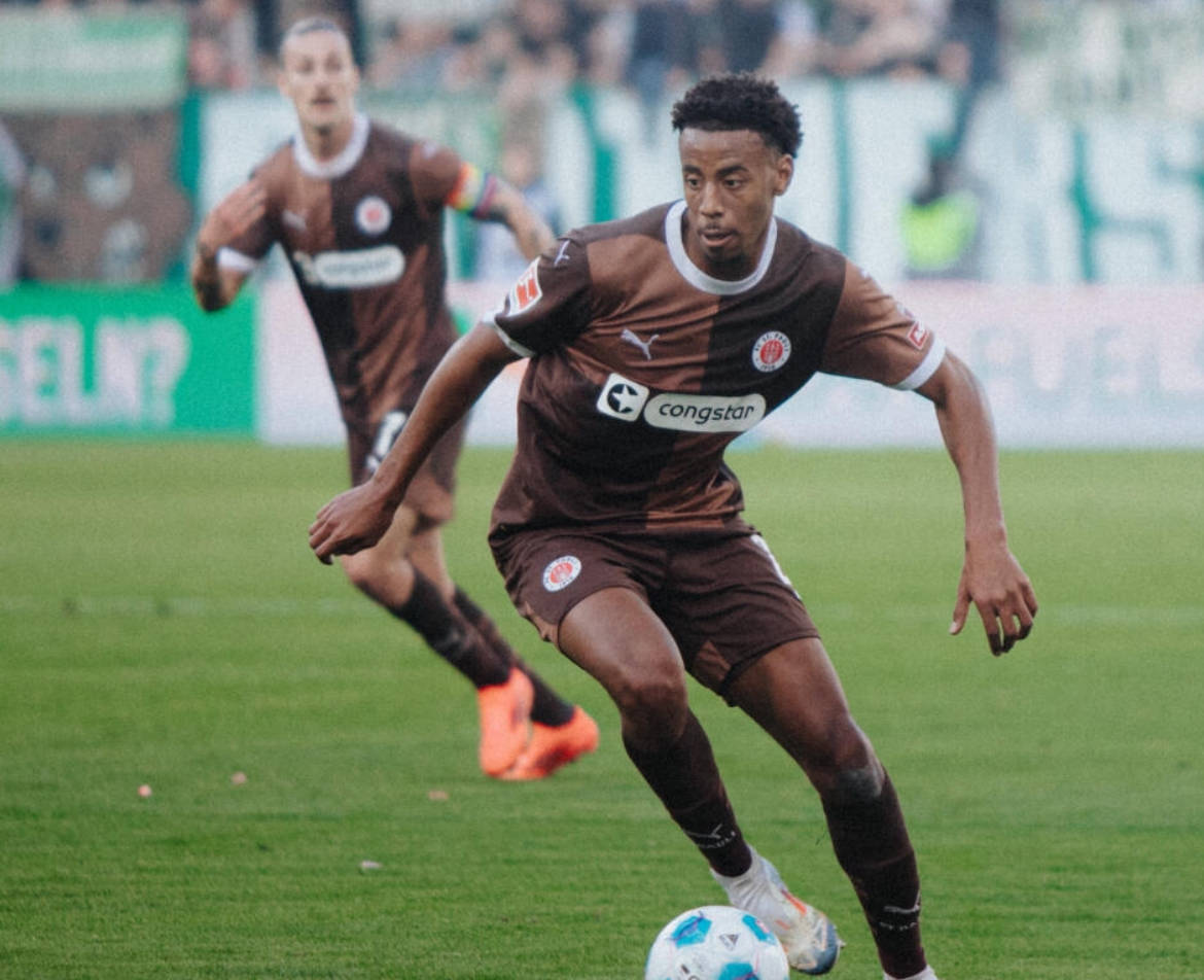 关于赛地聚焦:德国杯冲刺阶段热度飙升,尤文图斯临场应变,更衣室稳定,球探报告显示潜力的信息 关于赛地聚焦:德国杯冲刺阶段热度飙升,尤文图斯临场应变,更衣室稳定,球探报告显示潜力的信息