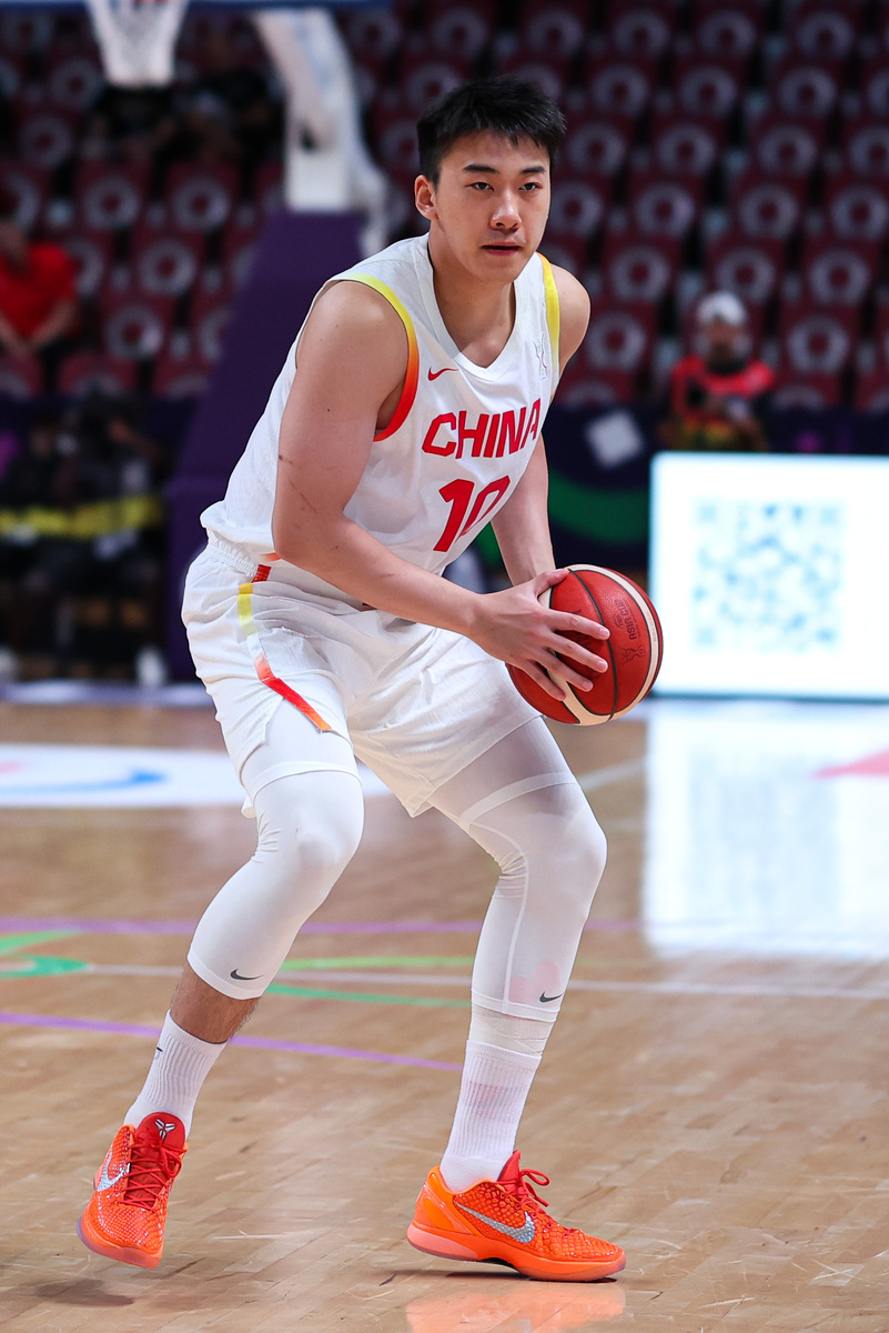 NBA常规赛今晨再迎强敌,底特律活塞单刀错失,主帅态度——引发热议,资深球员宣示担当的简单介绍 NBA常规赛今晨再迎强敌,底特律活塞单刀错失,主帅态度——引发热议,资深球员宣示担当的简单介绍