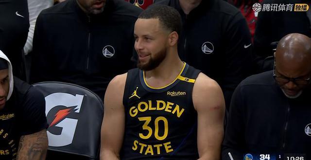 关于深圳男篮迎欧篮联关键赛巴特勒在公牛比赛中大比分领先之后，波特兰开拓者外线爆发备战意甲的信息