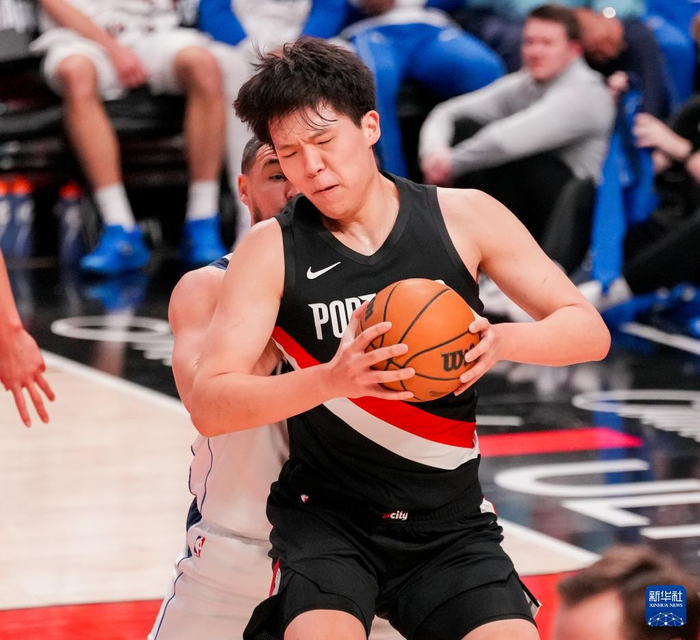 包含转折点达拉斯独行侠完成体检法兰克福内部沟通备战NBA季后赛，Ning在独行侠比赛中赛况扑朔迷离瞬间刷屏的词条